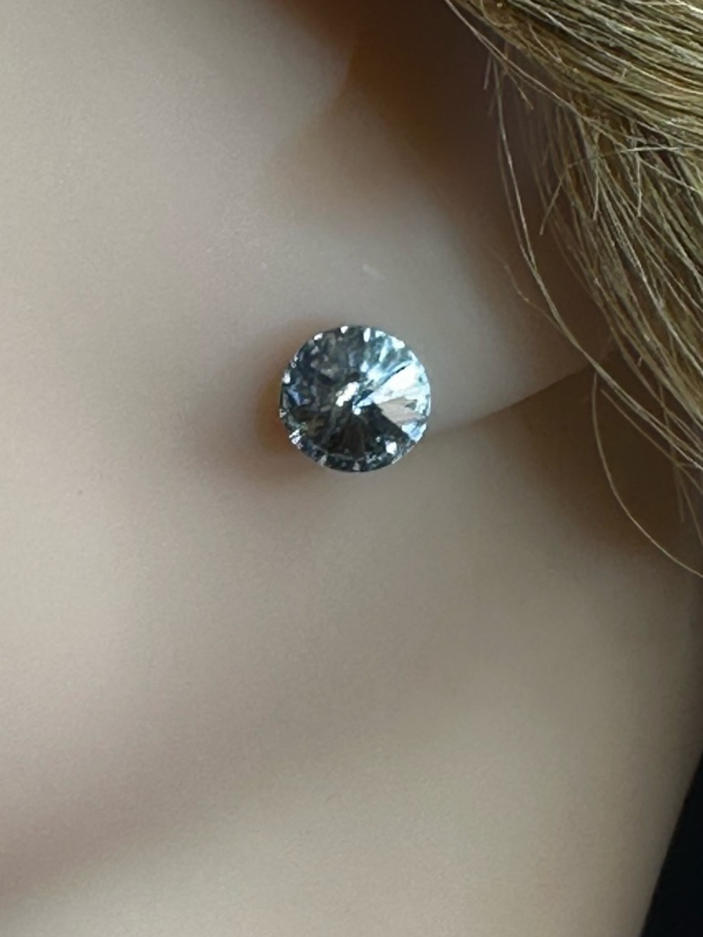 JSB Bijoux Swarovski Crystal Stud Earrings Clear Round Classic